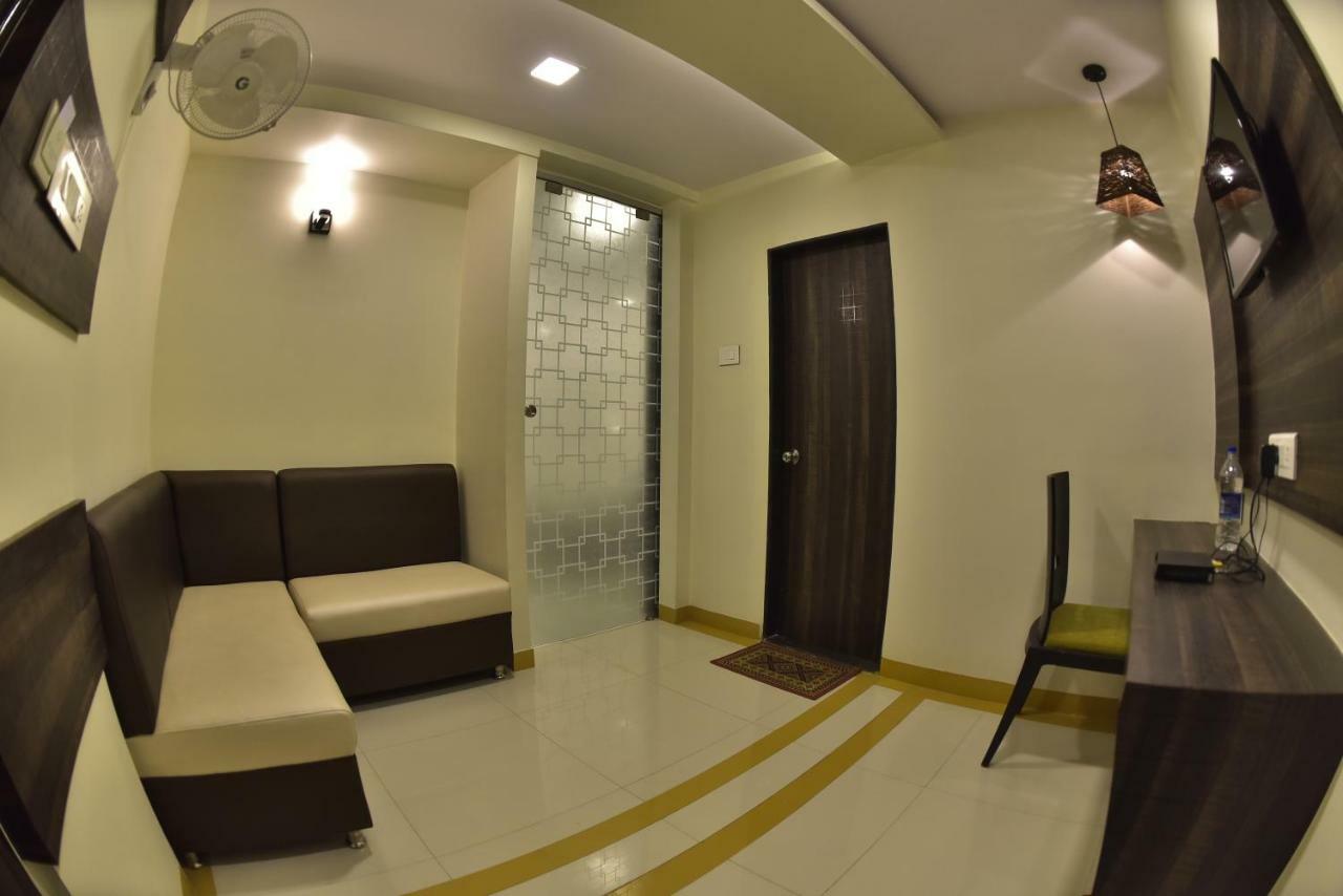 Fabexpress Time Square Hotel Thane Luaran gambar