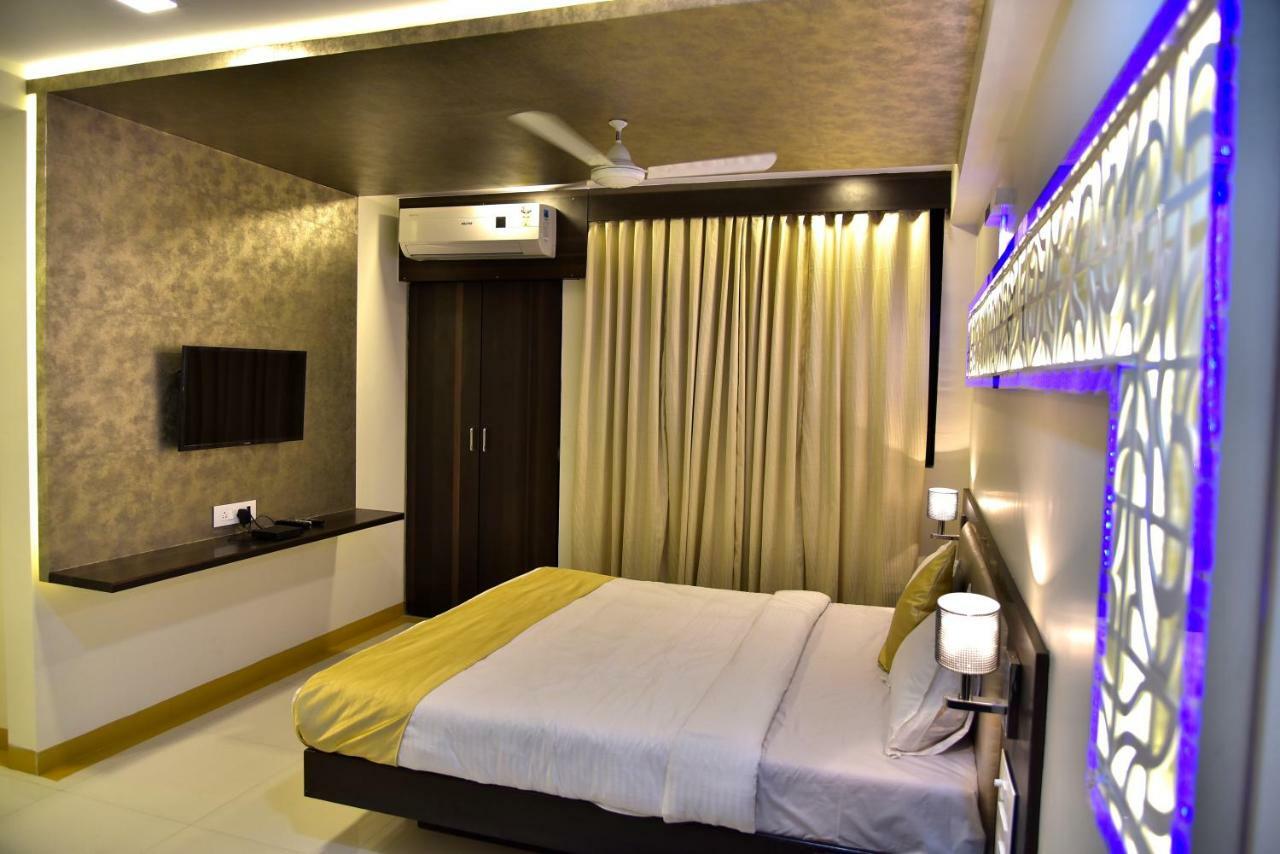 Fabexpress Time Square Hotel Thane Luaran gambar