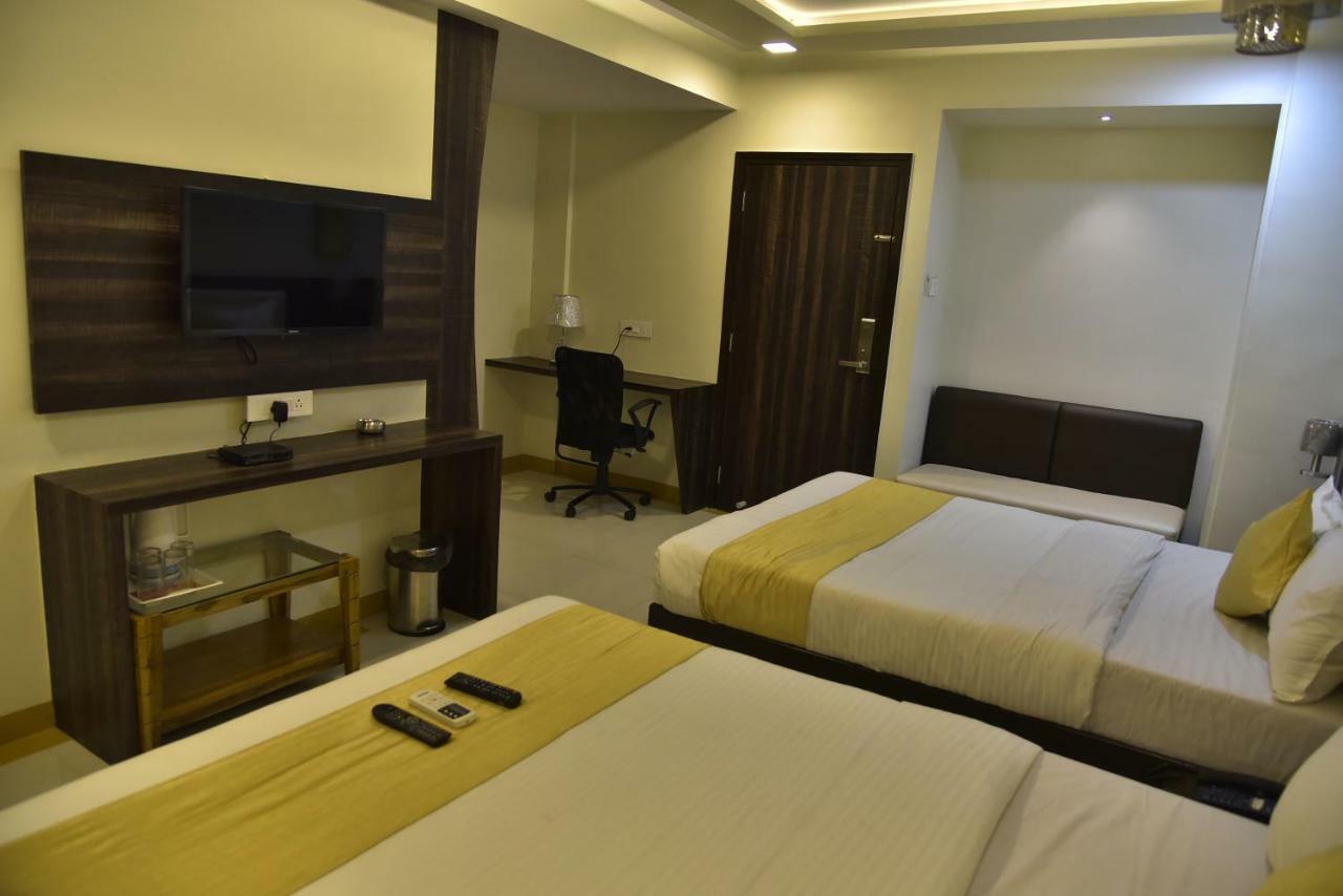 Fabexpress Time Square Hotel Thane Luaran gambar